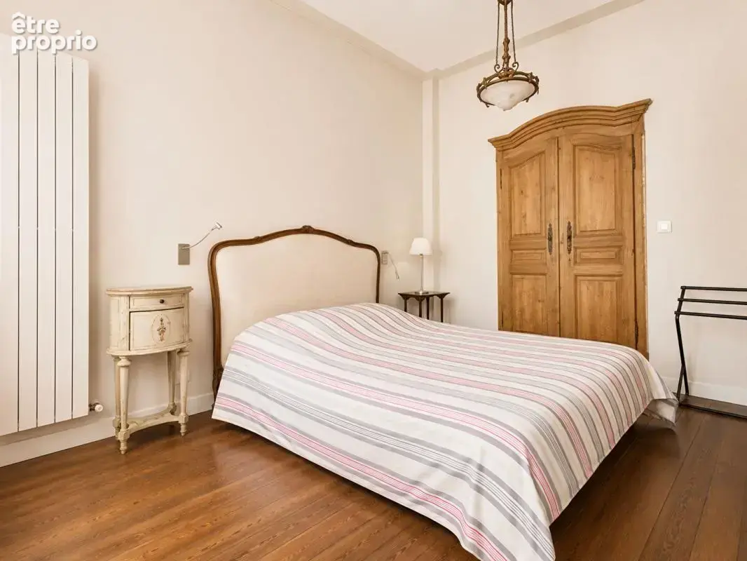 Vente T4 100m2 BORDEAUX (33000) - photo 4