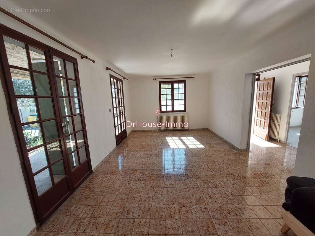 Maison 185 m² à Marignane  - photo 53