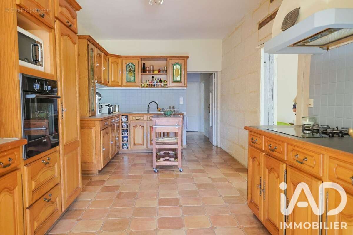 Maison 148 m² à Petit-Bersac  - photo 9
