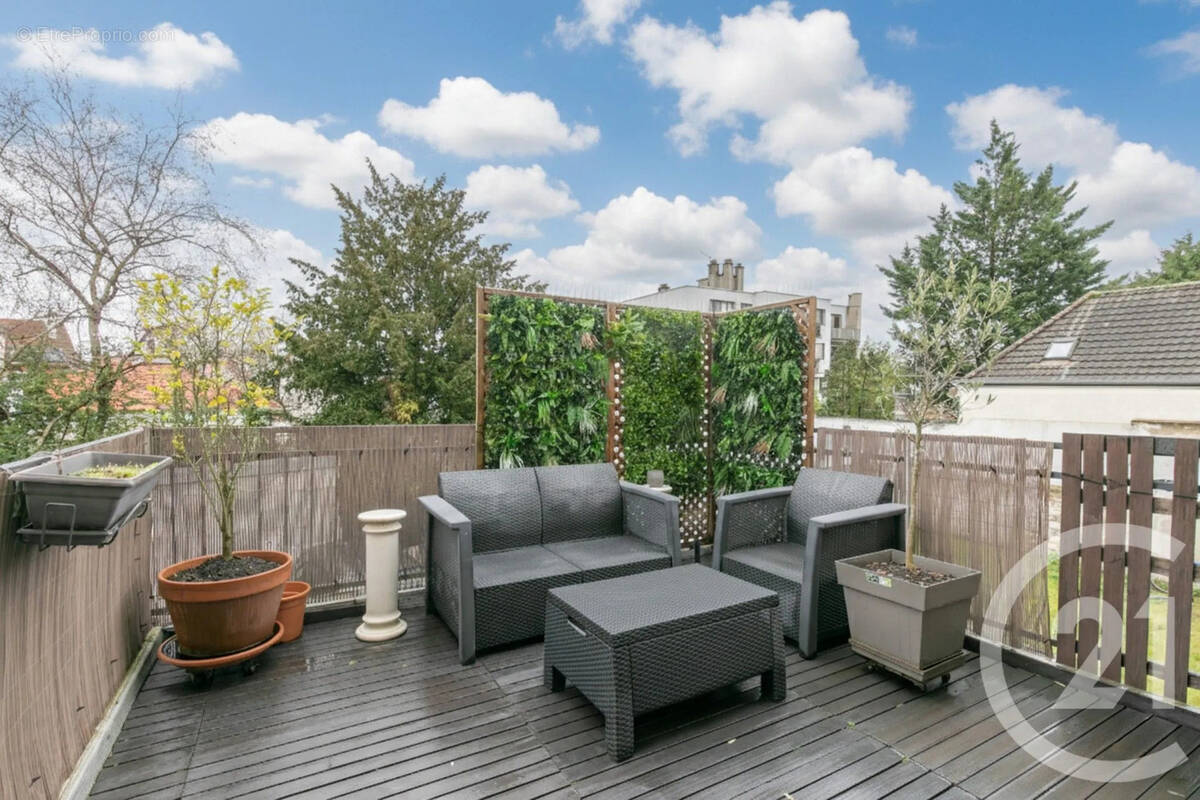 Appartement à SAINT-MAUR-DES-FOSSES