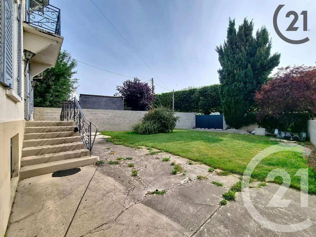 Maison à BRIE-COMTE-ROBERT