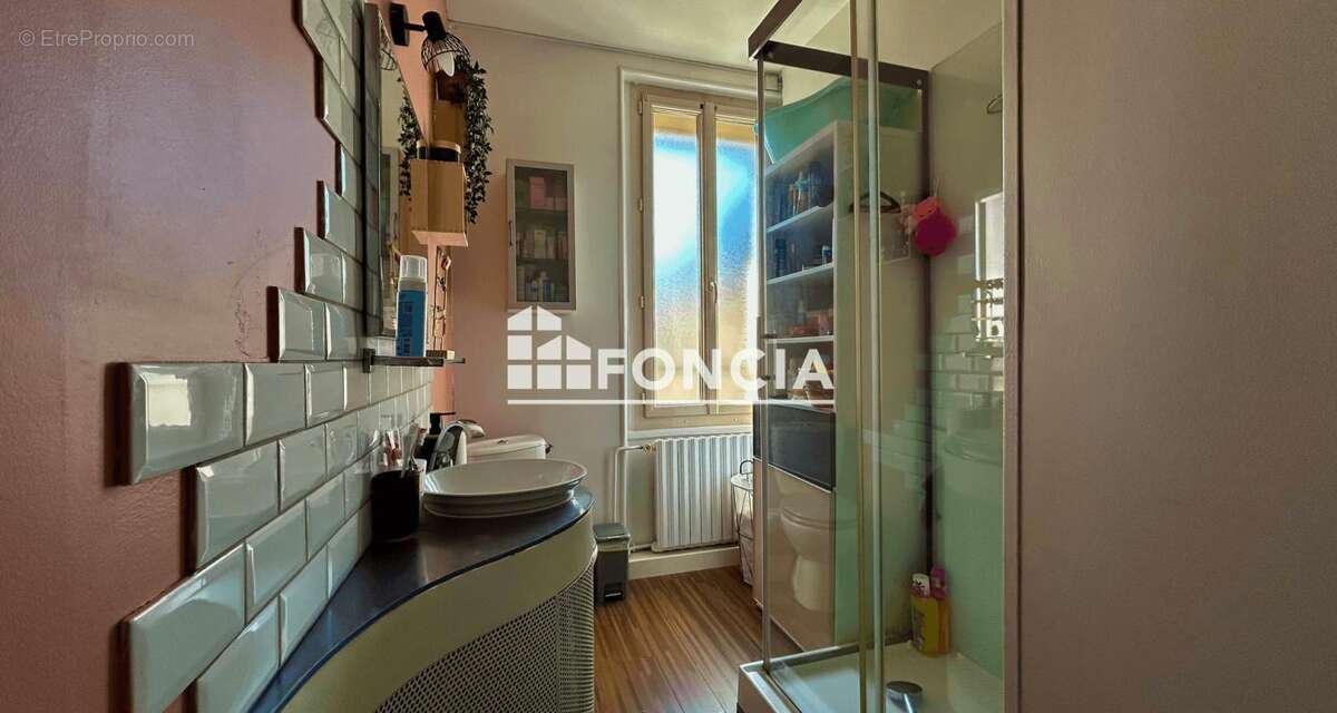 Maison à BONNETABLE