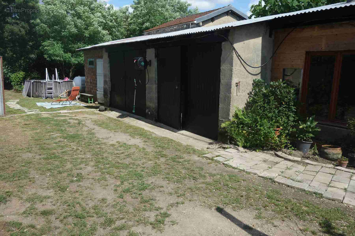 Maison à SAINT-AUBIN-DE-BLAYE