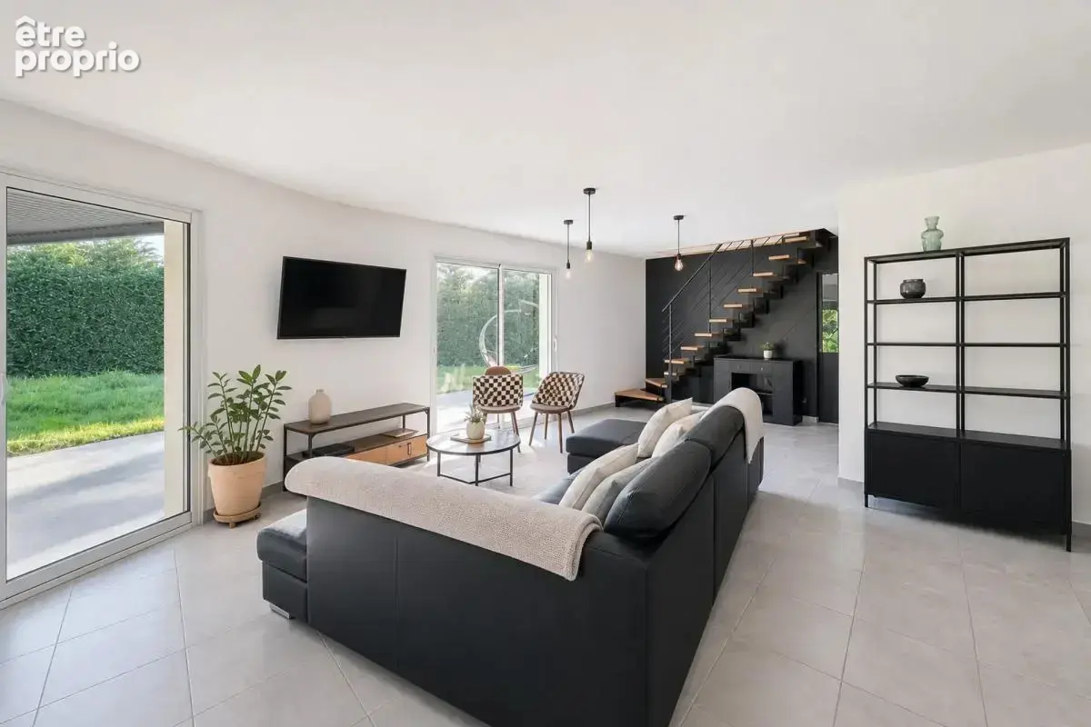 Maison spacieuse 210 m² à Loireauxence - photo 3