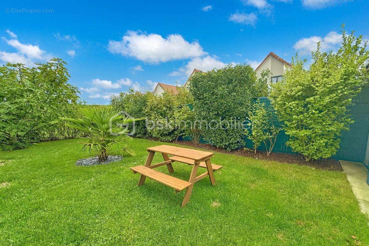 Maison à LONGECOURT-EN-PLAINE