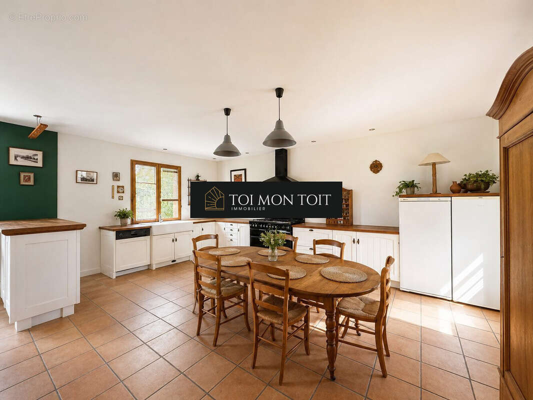 Maison 187 m² à Mortefontaine  - photo 4