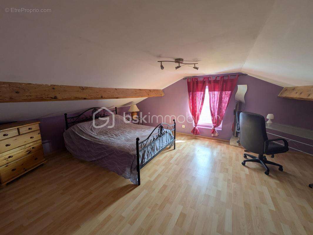 Maison individuelle  dans petit village - photo 10