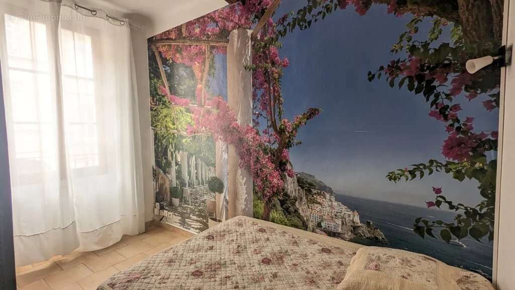 Appartement à CARCES