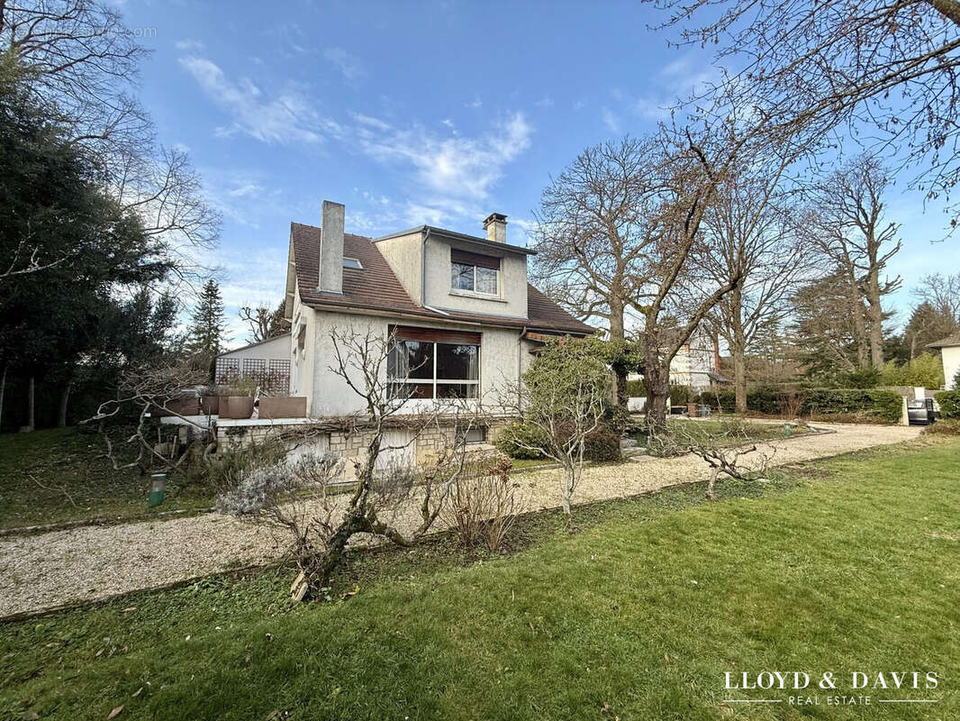 Maison à VAUCRESSON