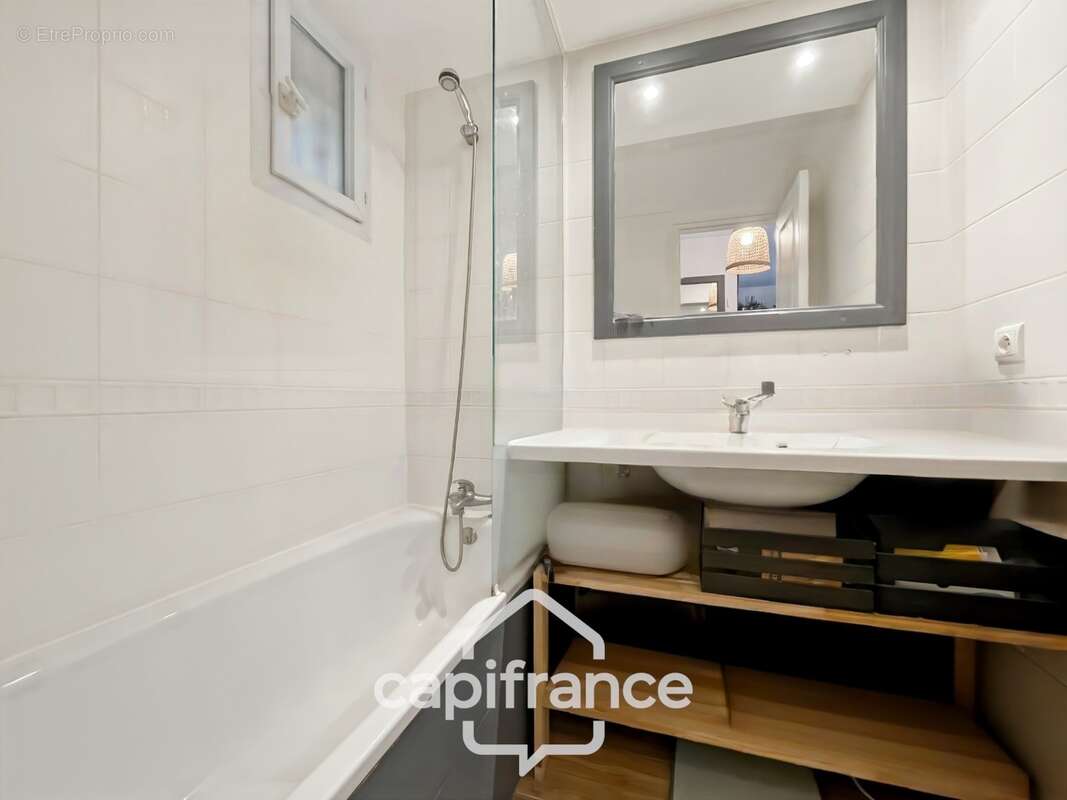 HOTEL DU GOLF  appartement 2ème et dernier étage  rénové et climatisé  de 33 m2 , trou n° 8 , sud ouest , une chambre,  loggia t - photo 17