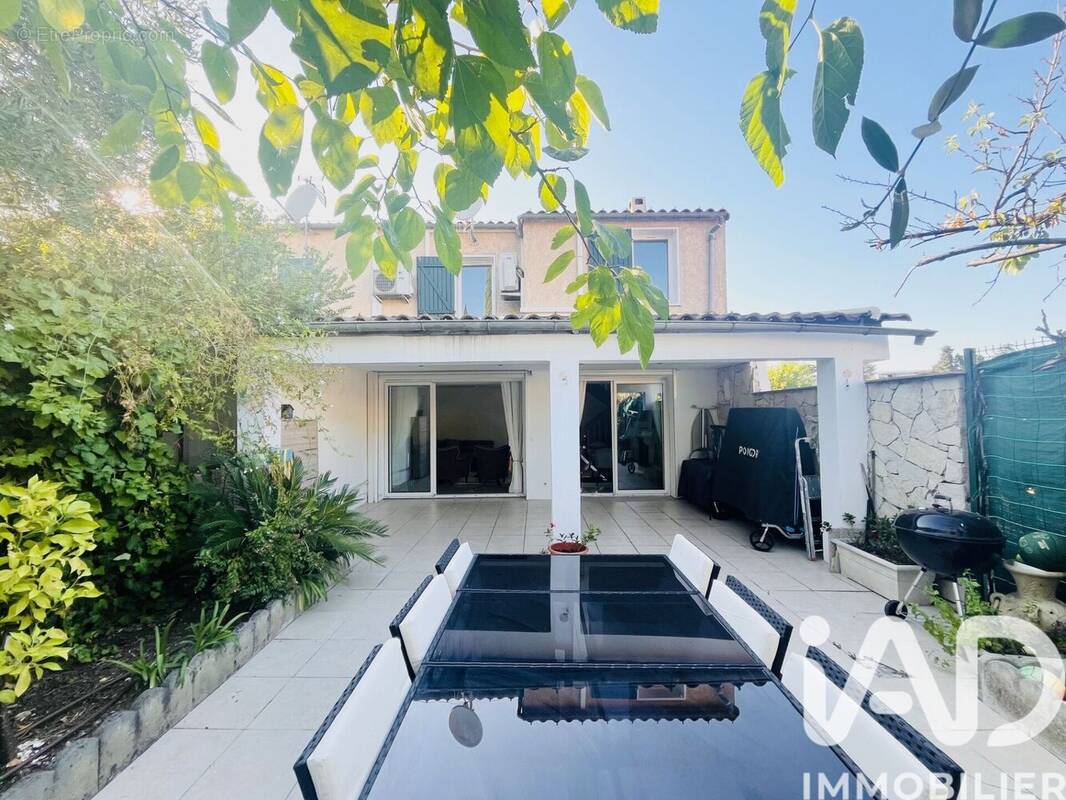 Photo 1 - Maison à CANNES