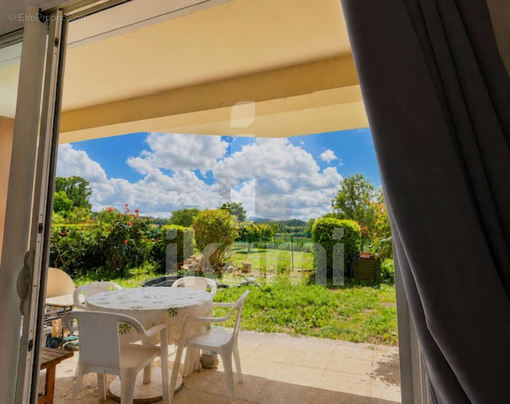 Appartement à CHATEAUNEUF-DE-GALAURE