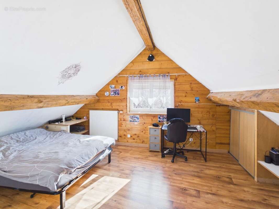 Maison à MONTLAY-EN-AUXOIS