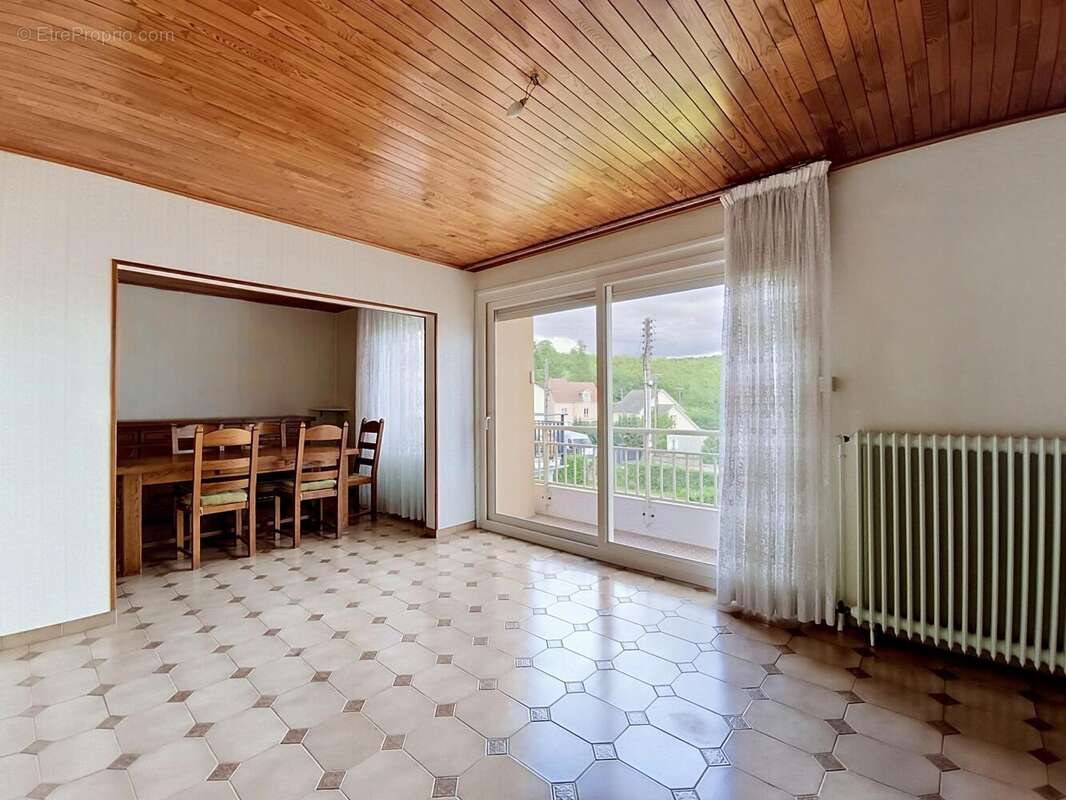 Photo 2 - Maison à NEUVES-MAISONS