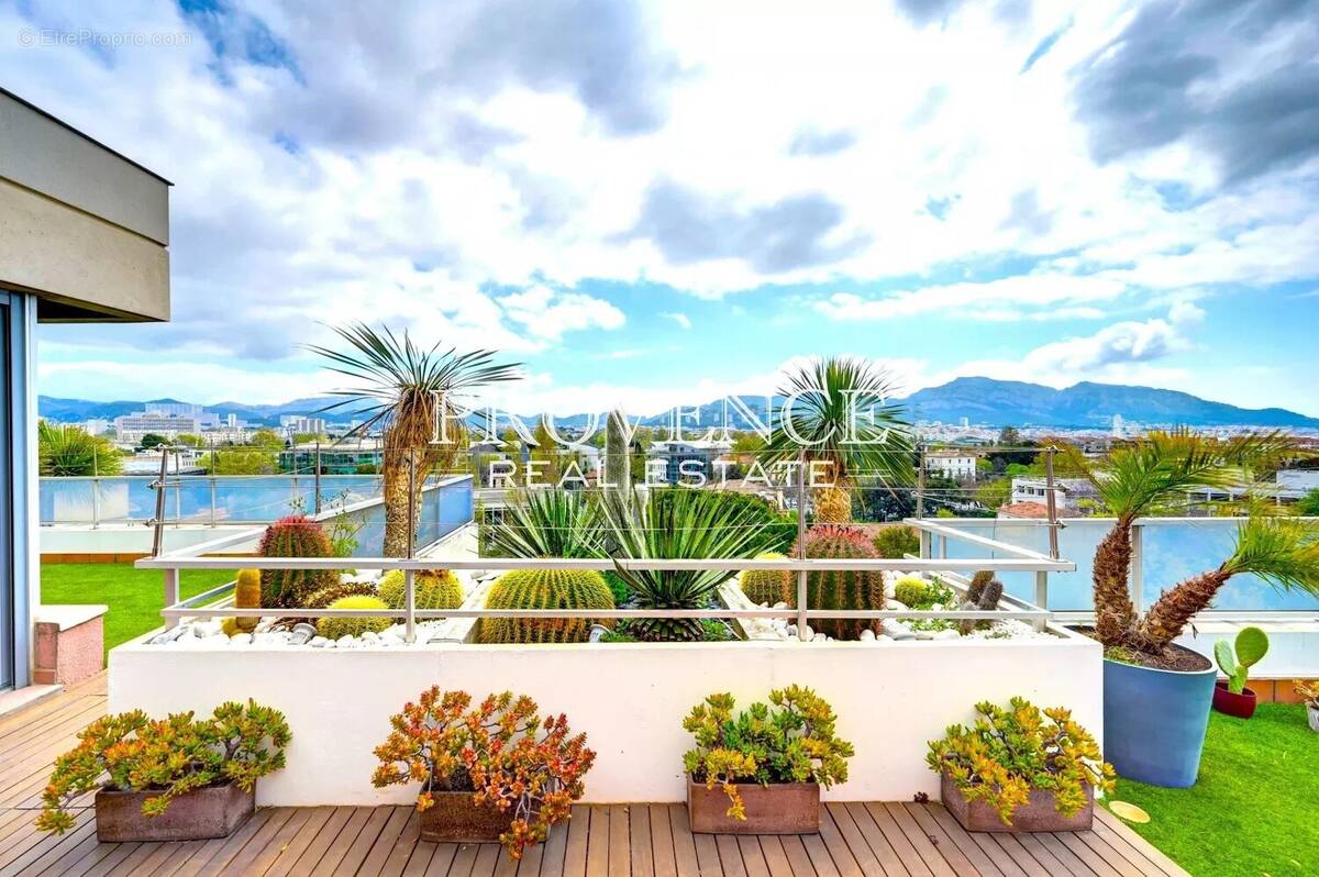 Appartement à MARSEILLE-8E