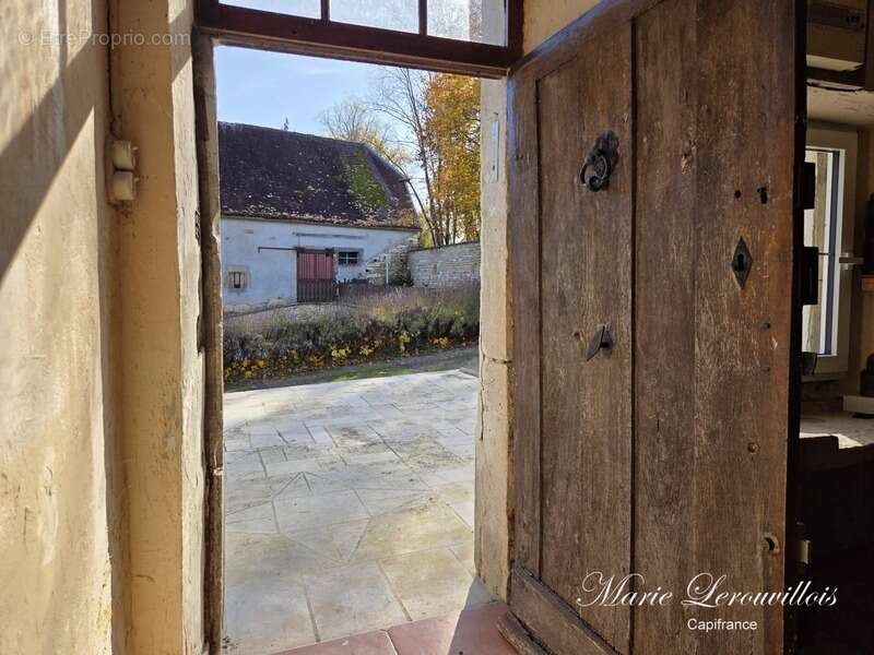 Maison à CHAOURCE