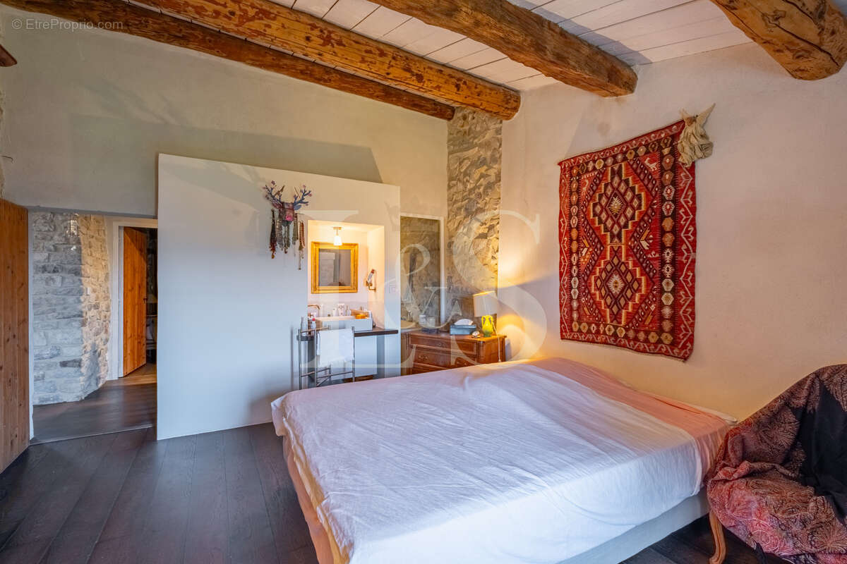 Maison de village exceptionnelle avec vue panoramique - photo 13