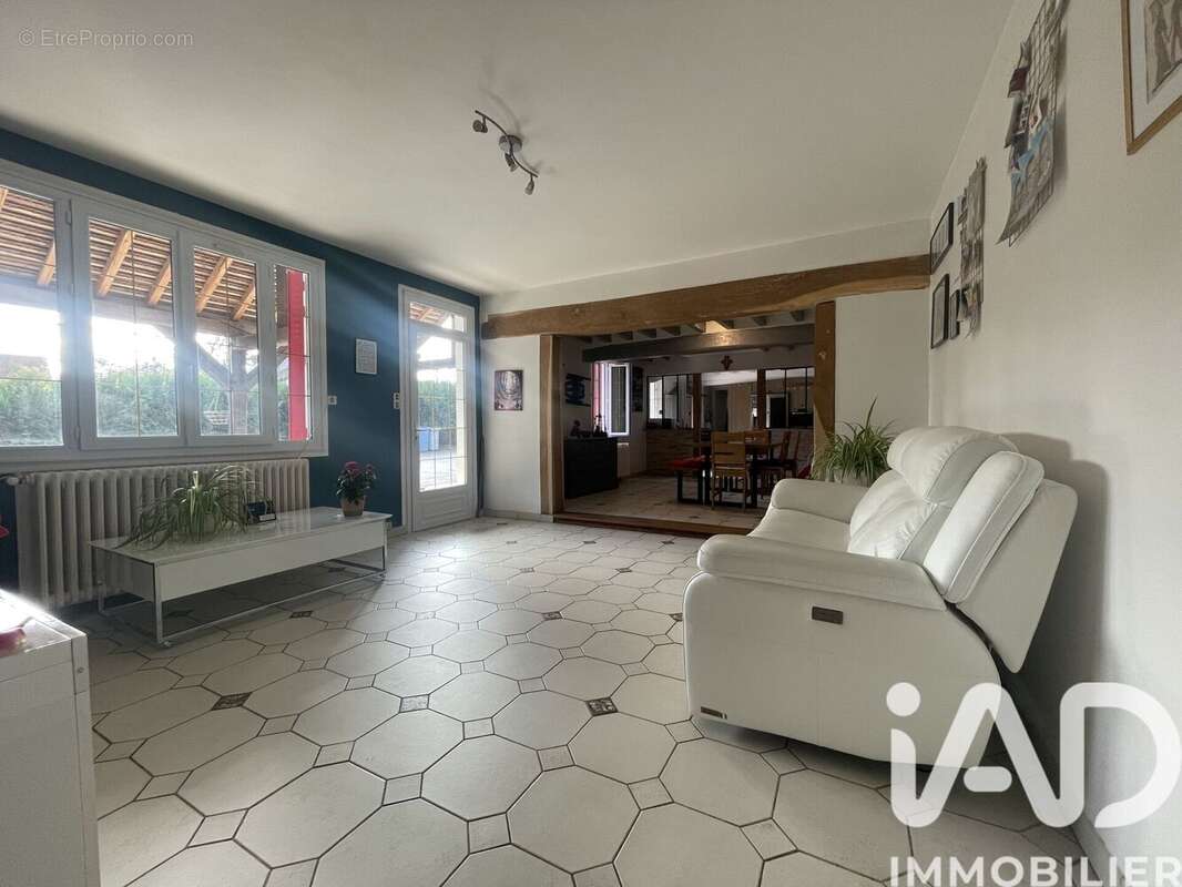 Photo 5 - Maison à CHERISY