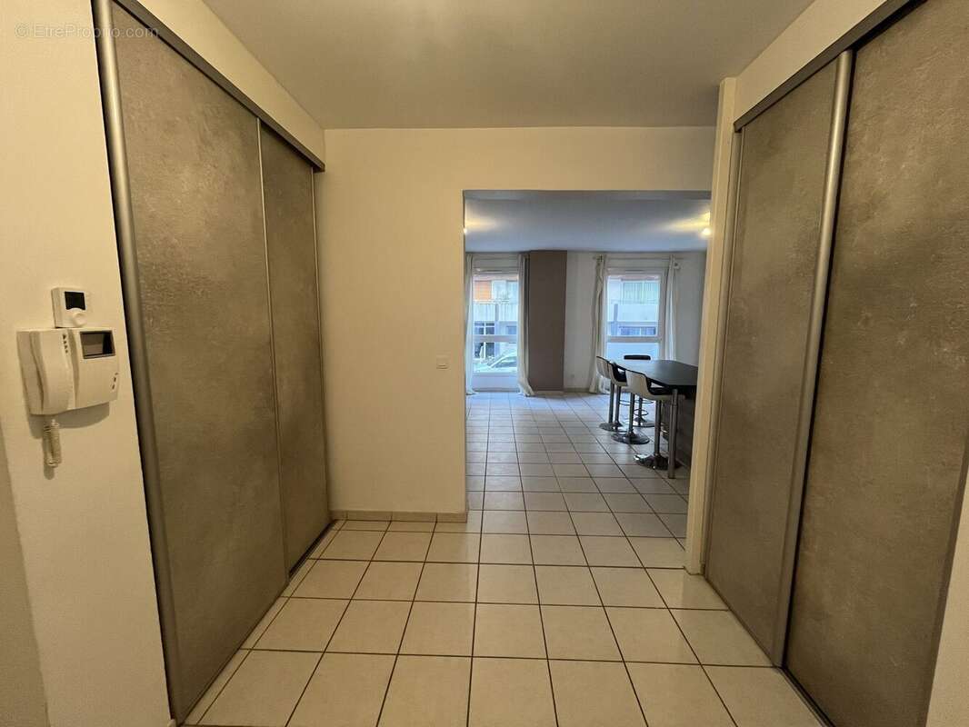Appartement à SAINT-ETIENNE