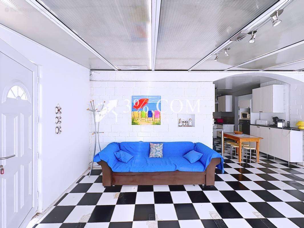 Appartement à FLEURY