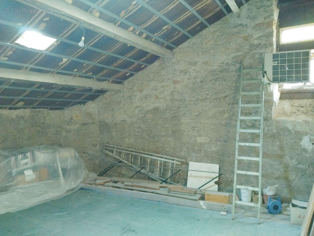 T4 dernier etage avec garage - photo 7