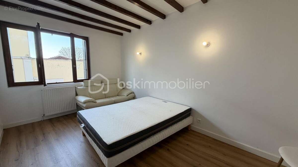 Appartement à ANNEYRON