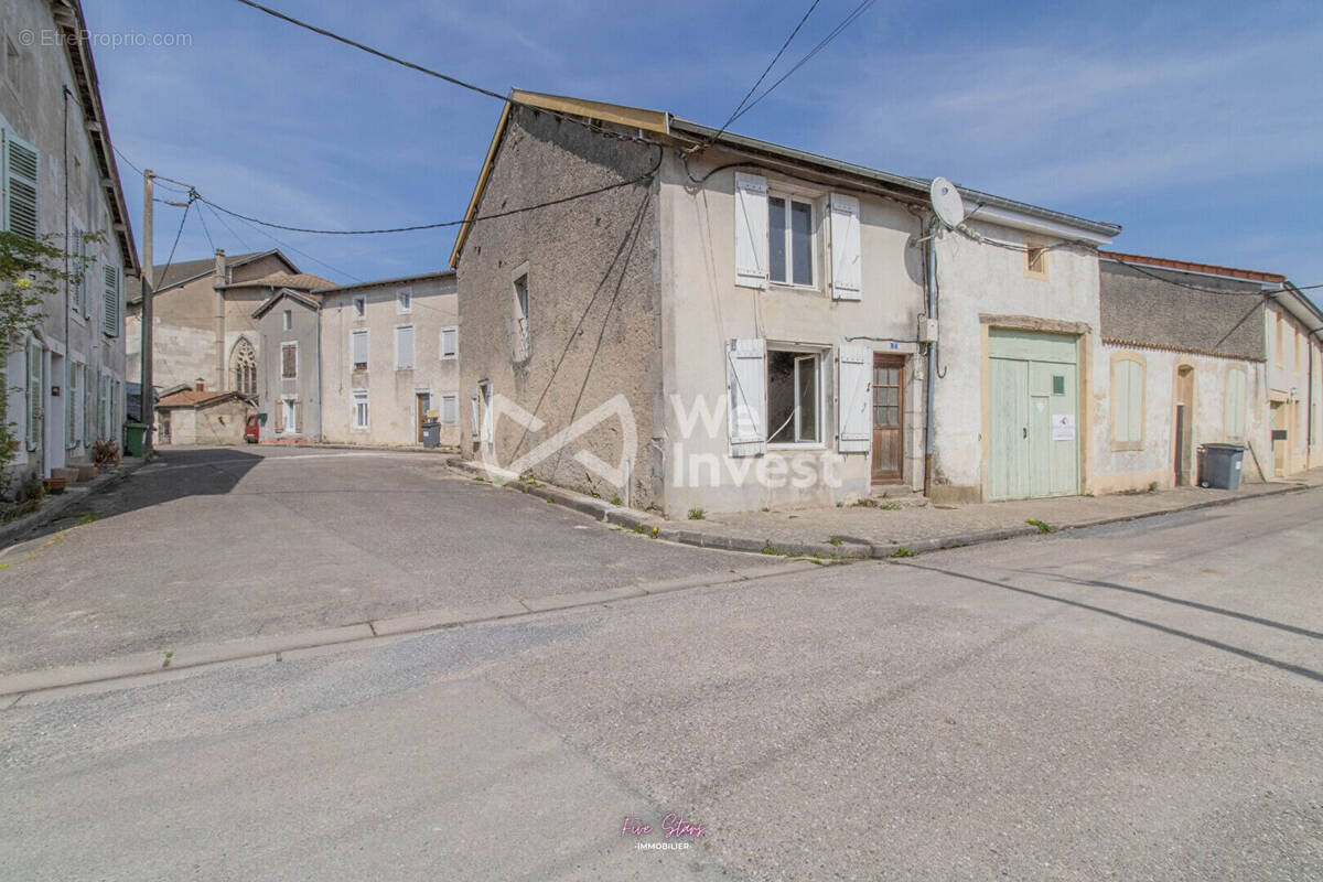 Maison à SAMPIGNY