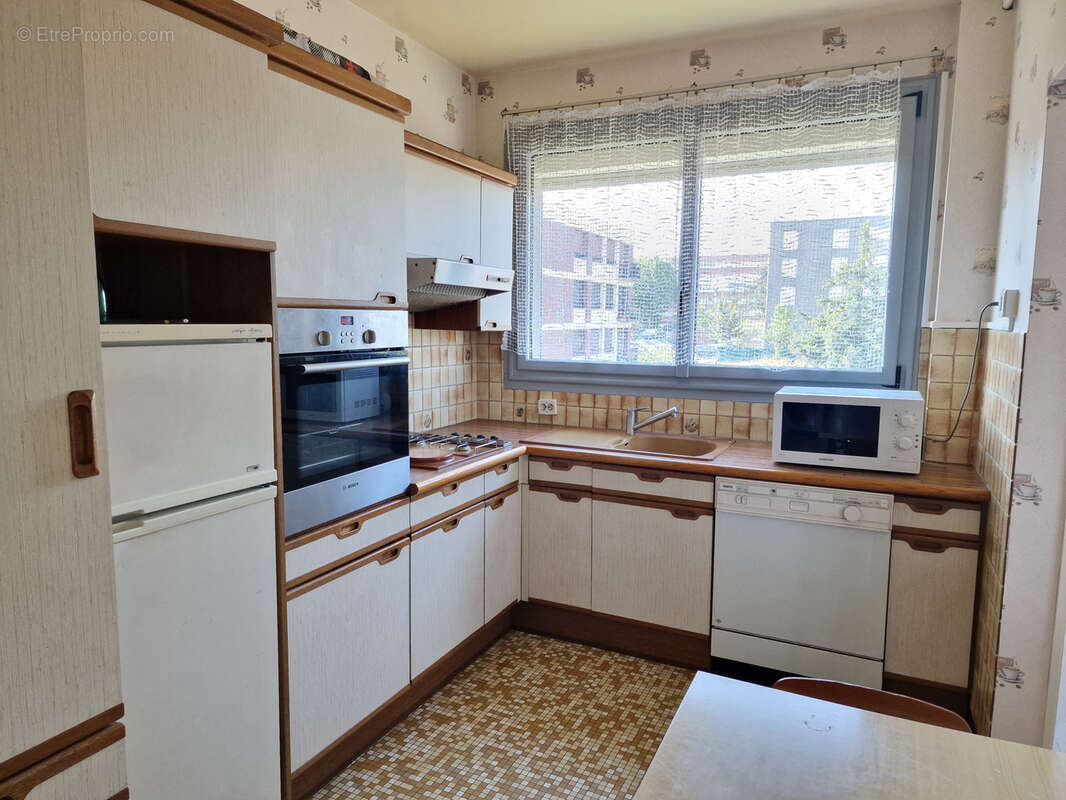 Amiens st pierre  - parc rené coty : appartement t4 en tres bon etat - photo 4