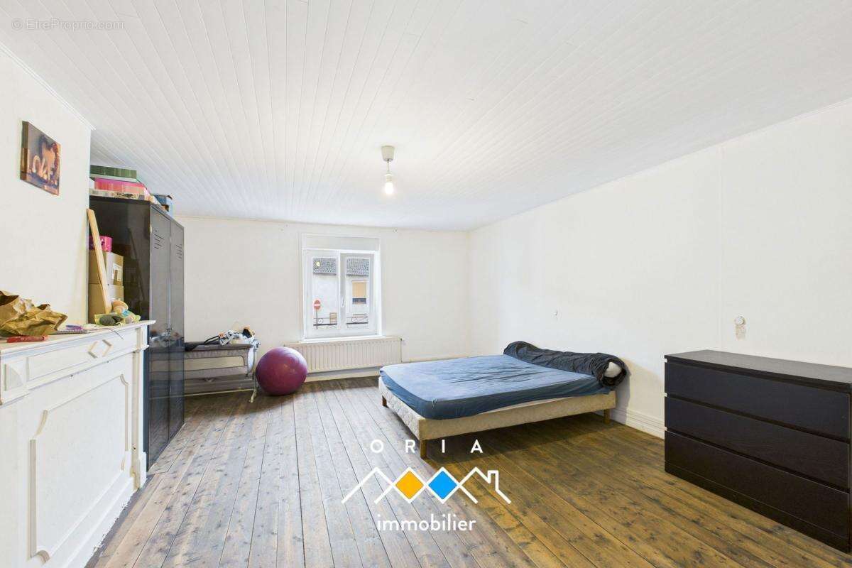 Maison à VILLECEY-SUR-MAD