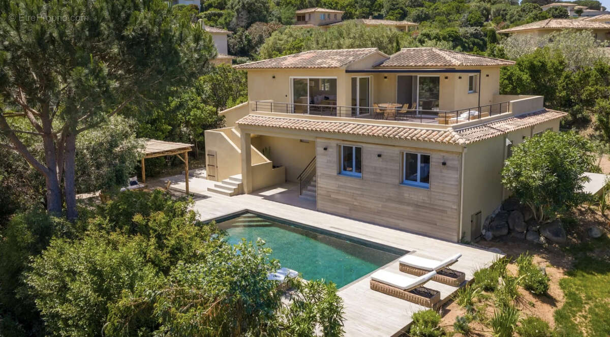 -Superbe villa avec vue Mer à Porto-Vecchio ! - photo 4