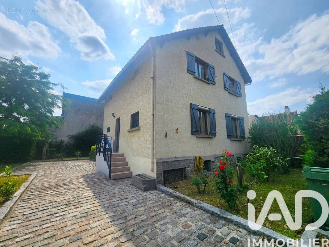 Photo 1 - Maison à DRANCY