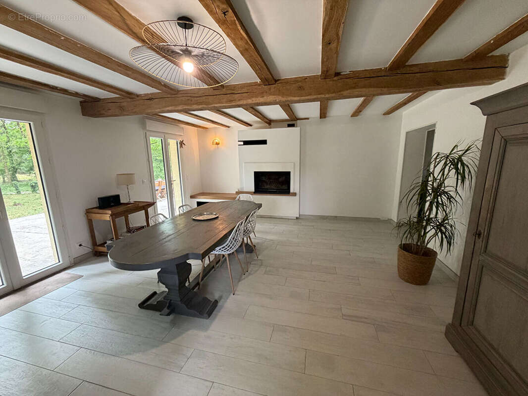 Maison à SAINT-AUGUSTIN-DES-BOIS