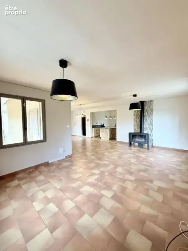 Maison 5 pièces 135 m² à vendre à Vacqueyras (84190) - photo 4