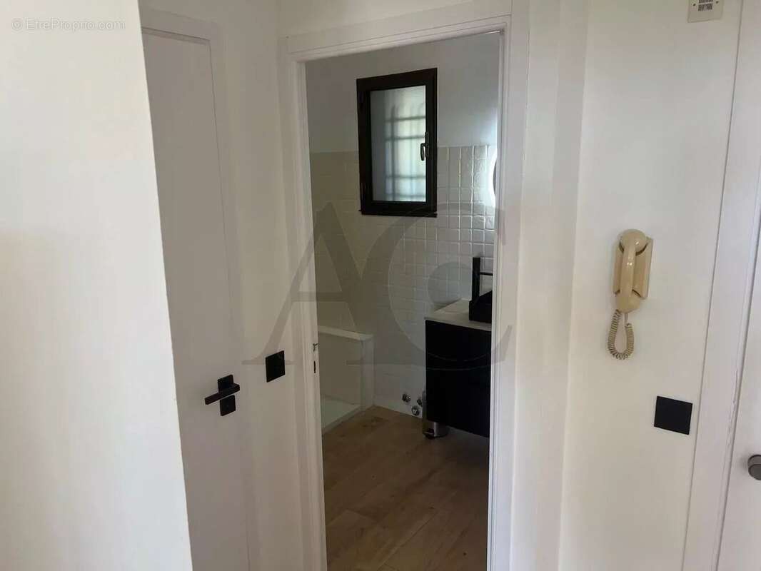 Appartement à VILLENEUVE-LOUBET