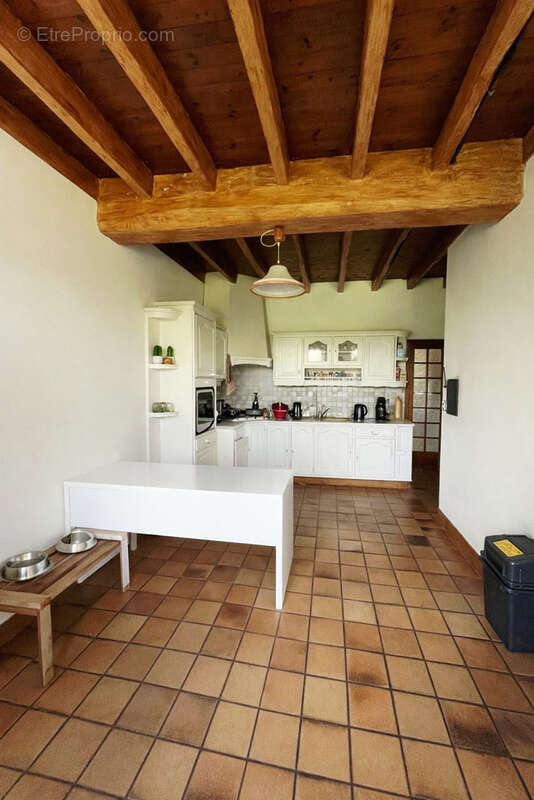 Maison à SAINT-AMAND-SUR-SEVRE