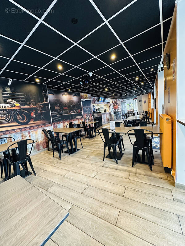 Commerce à YSSINGEAUX