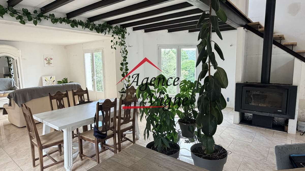 Maison à SAINT-FLORENT-SUR-AUZONNET