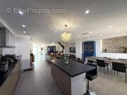 Maison à SAINT-CYPRIEN