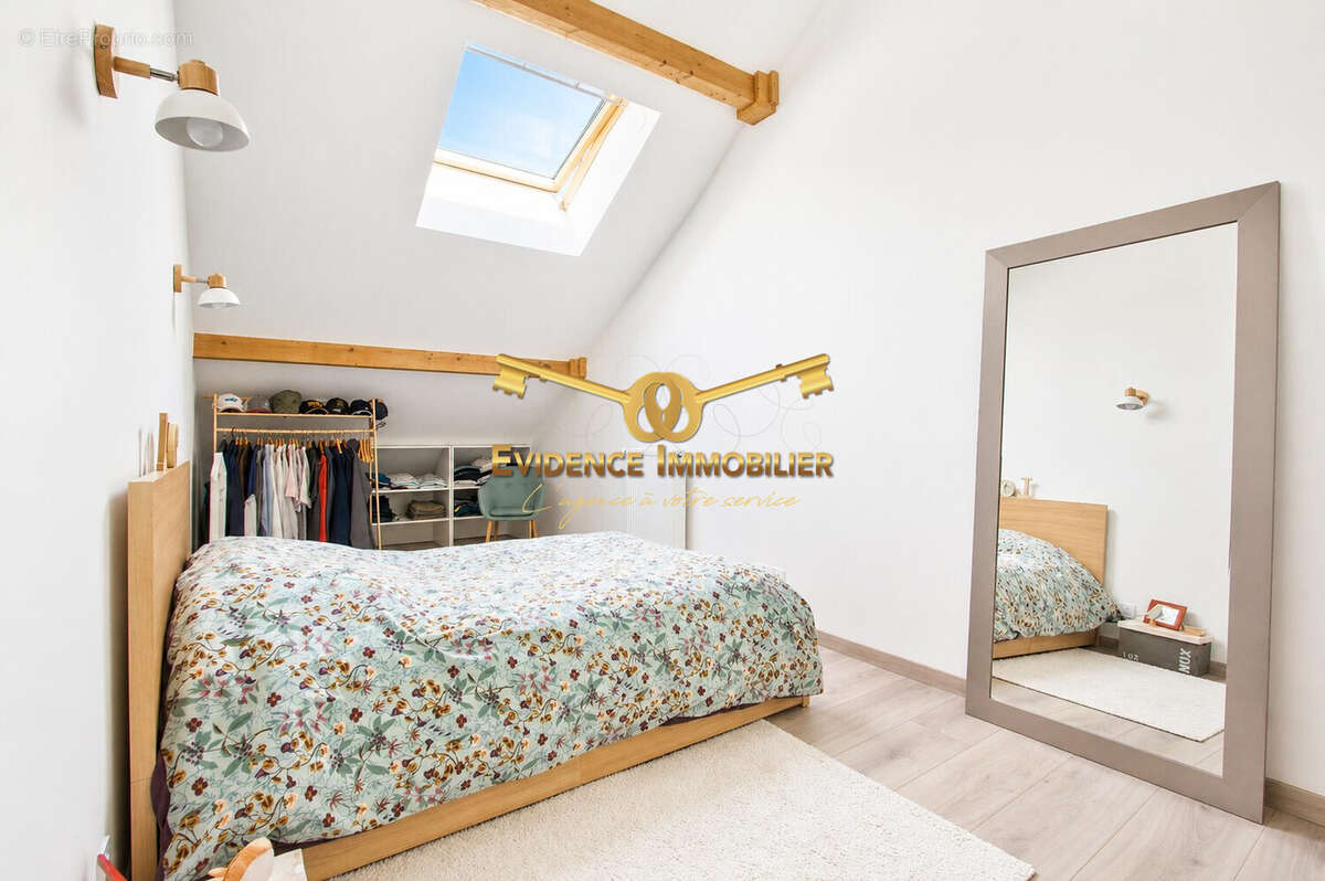 Appartement à GILLY-SUR-ISERE