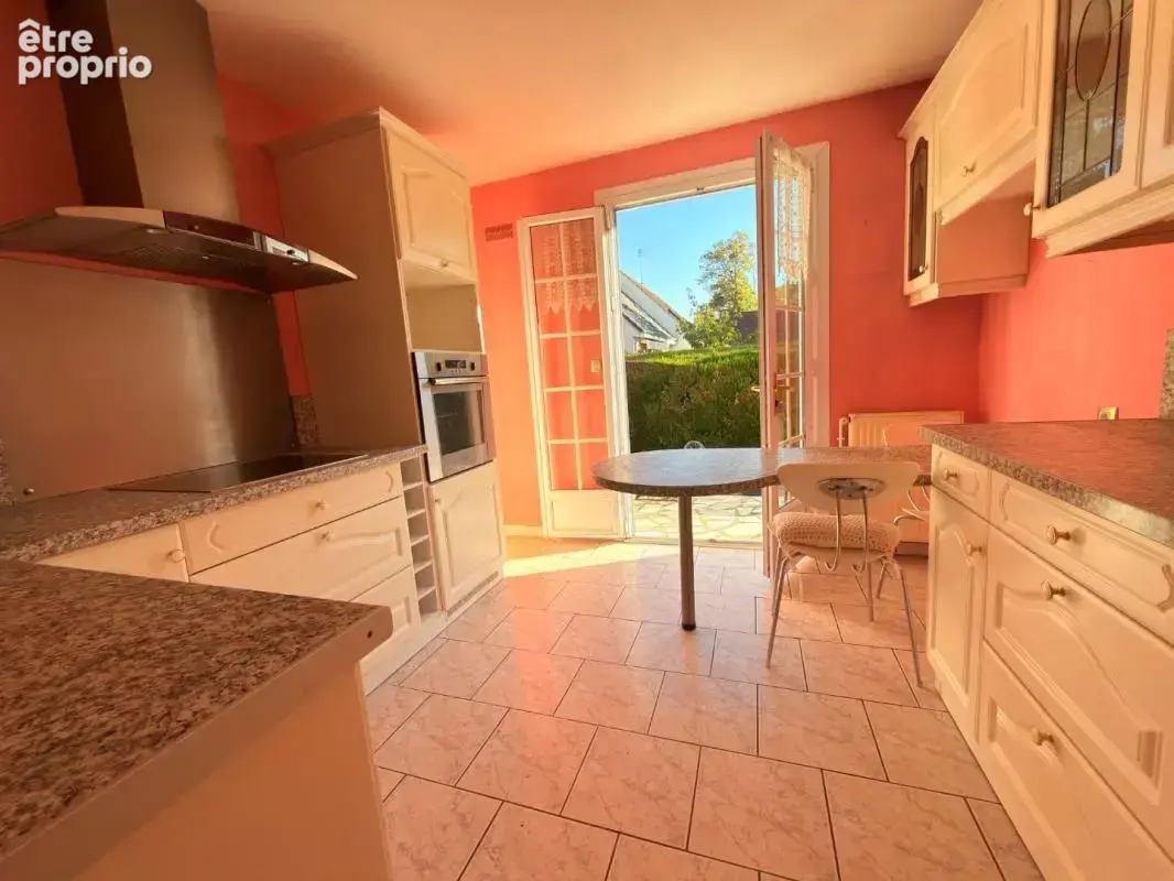 Maison 5 pièces / 120 m² / 369 000 EUR / GRESSY - photo 5
