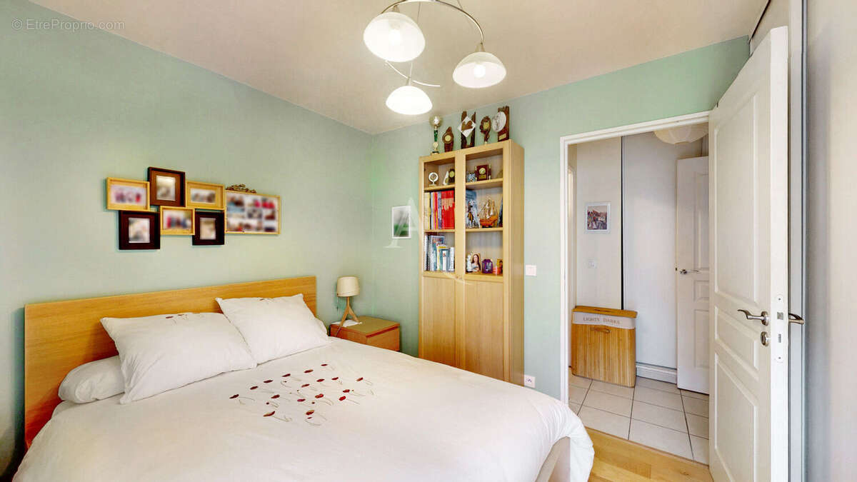 Appartement à LE PLESSIS-ROBINSON