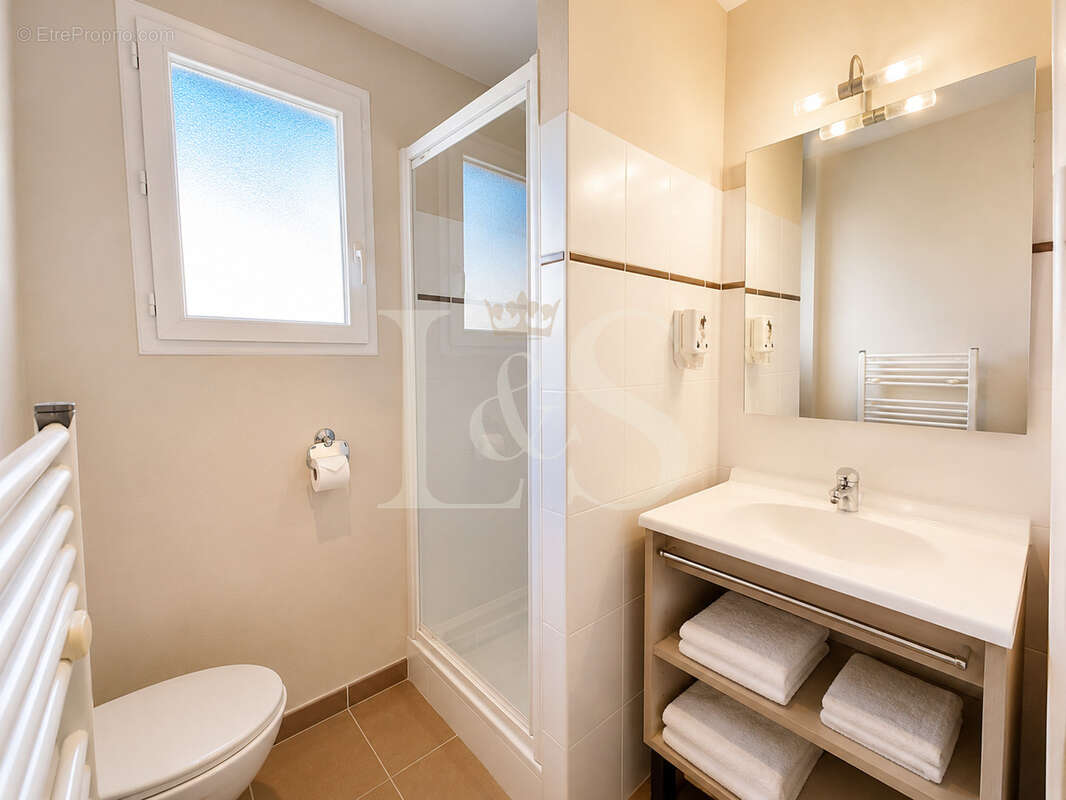 Appartement à MALAUCENE