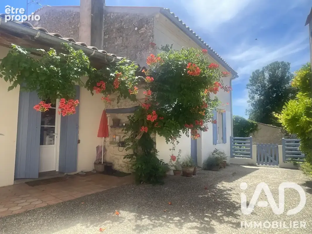 Photo 1 - Maison à SAINT-SULPICE-D'ARNOULT