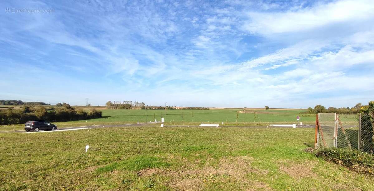 Terrain à ECOYEUX
