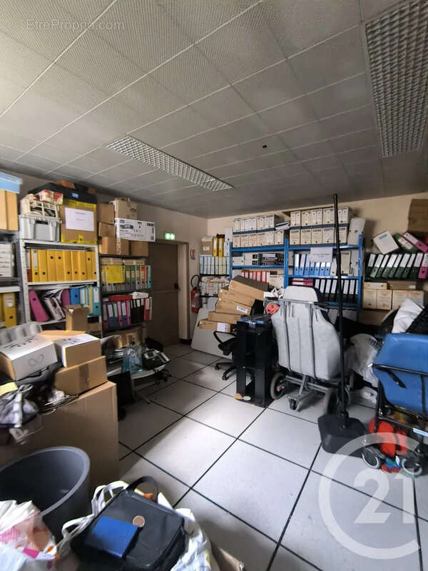 Autre à SAINT-QUENTIN