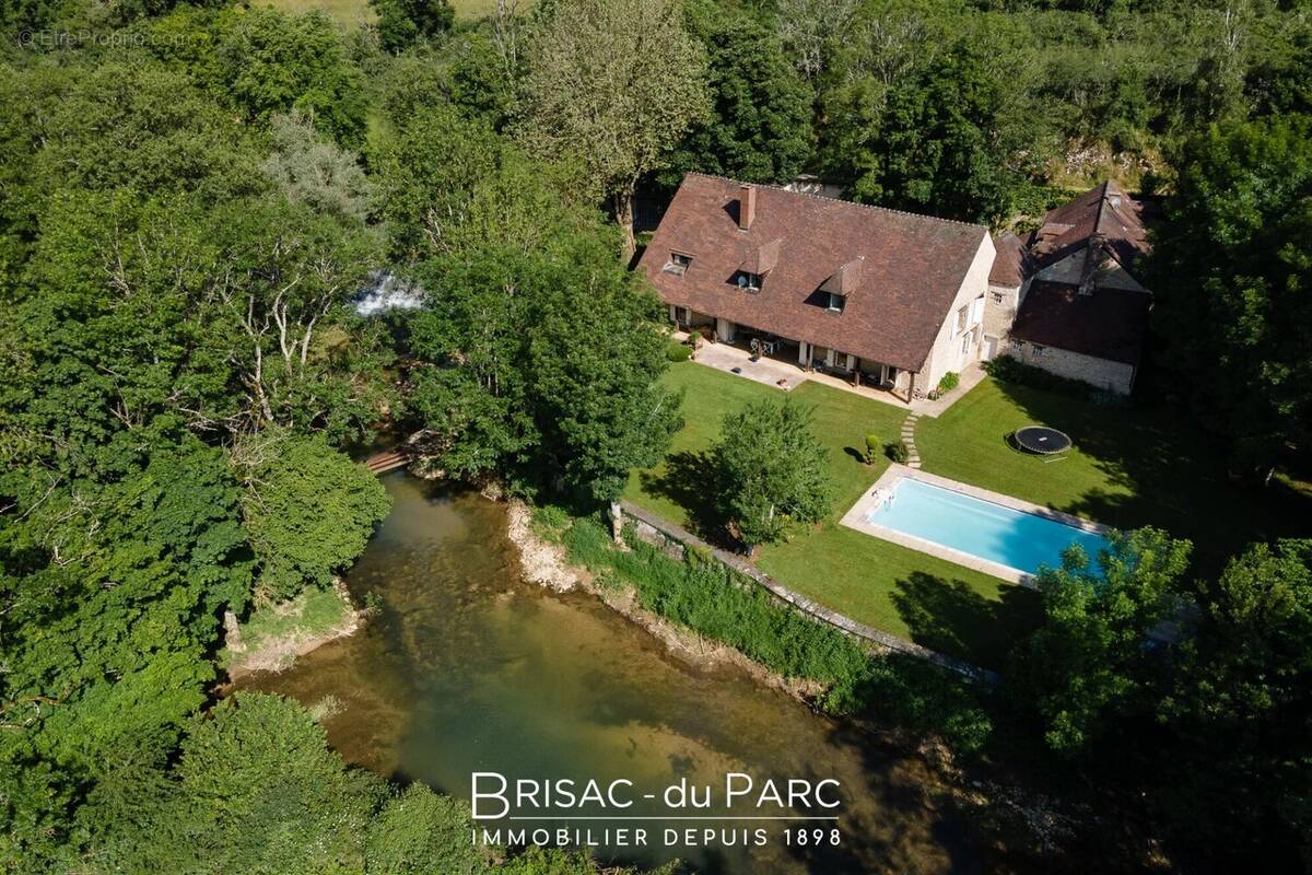Maison à SAINTE-MARIE-SUR-OUCHE