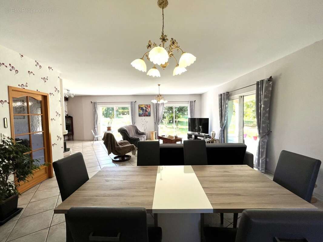 Maison à BECHERESSE