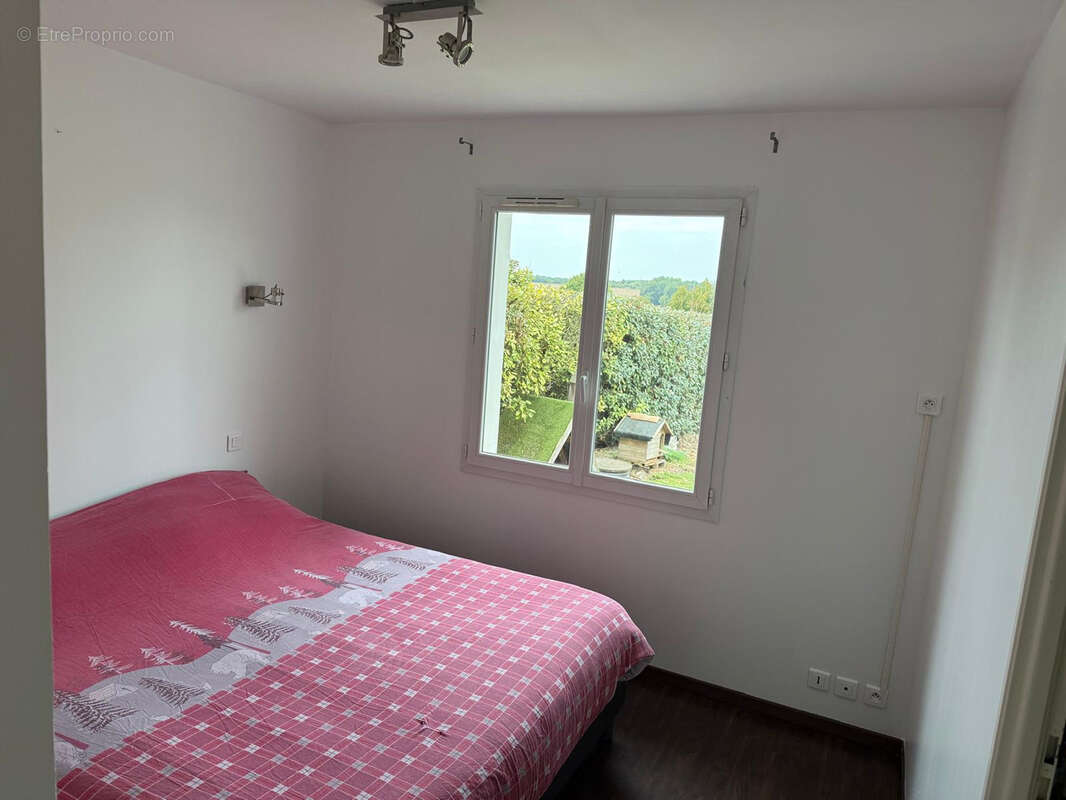 Maison à VILLETOUREIX