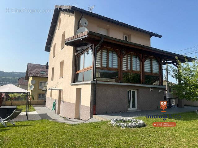 Appartement à MORTEAU