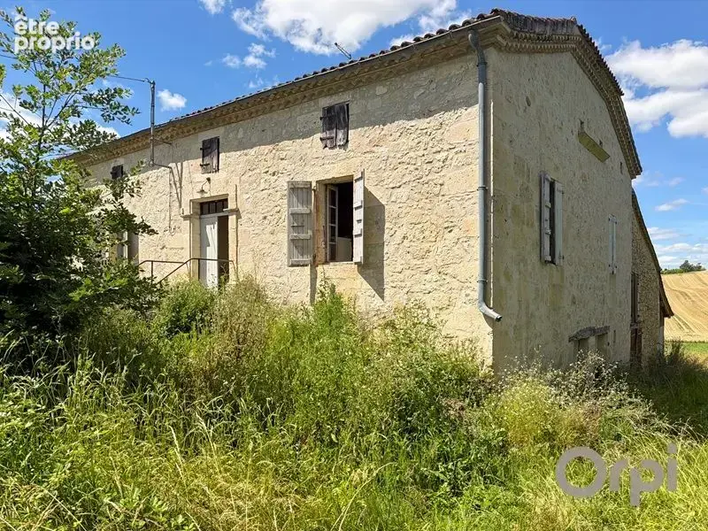 En campagne maison ancienne a renover entierement sur plus de 5000 m² de terrain - photo 2